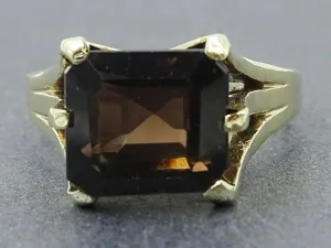 Smoky Quartz 9ct Yellow Gold Ring